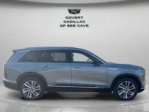 New 2026 Cadillac Vistiq Luxury image 10