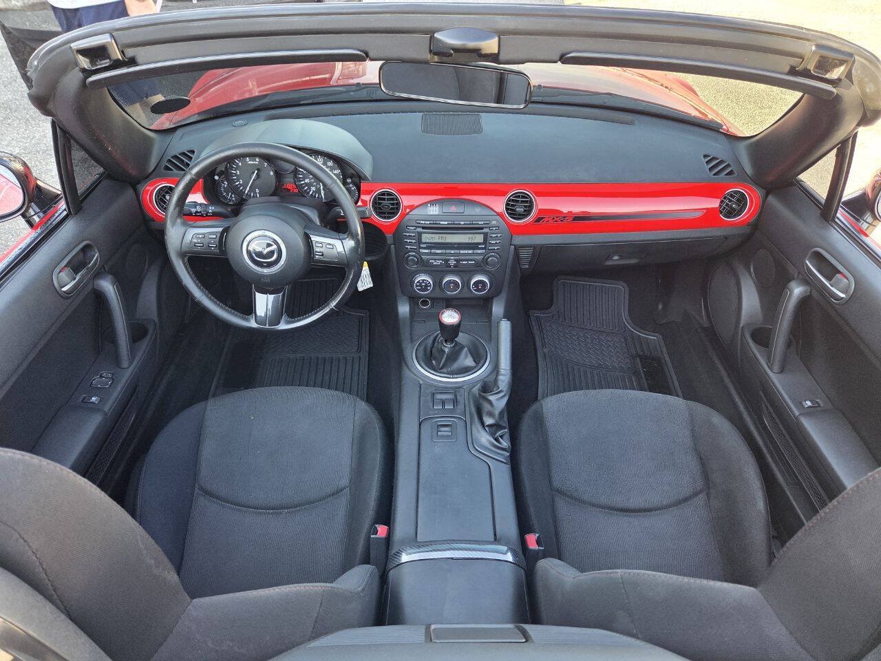 Used 2014 MAZDA MX-5 Miata Club RWD image 11