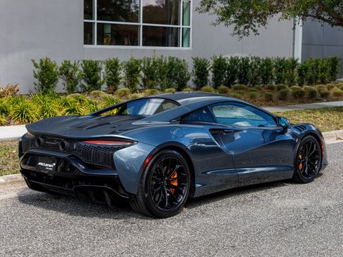 New 2026 McLaren Artura RWD image 6