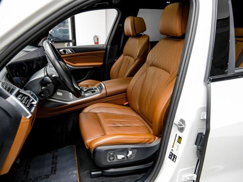 Used 2025 BMW ALPINA XB7 AWD/4WD image 45