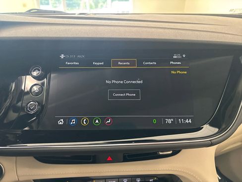 Used 2023 Buick Envision Avenir image 38