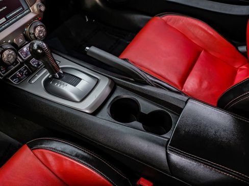 Used 2015 Chevrolet Camaro SS w/ RS Package RWD image 27