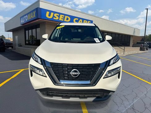 Used 2023 Nissan Rogue SV AWD/4WD image 3