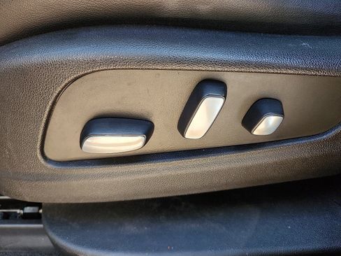 Used 2019 Cadillac XT5 Luxury image 15