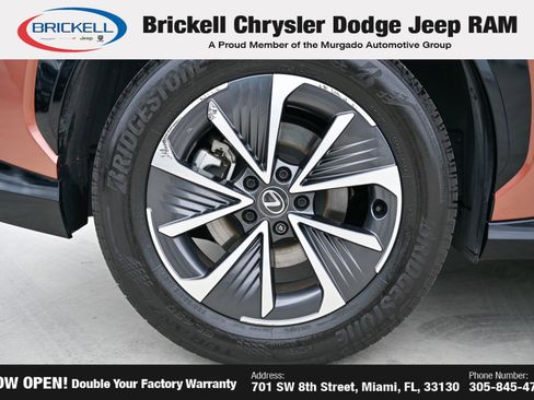 Used 2025 Lexus RZ 300e w/ Accessory Package (Z2) image 40