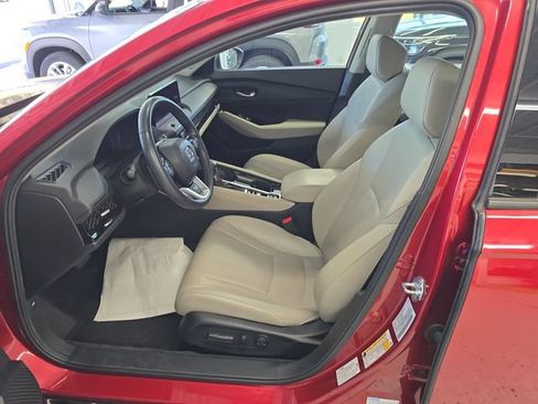 Used 2025 Honda Accord Touring image 14