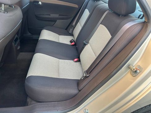 Used 2010 Chevrolet Malibu LS image 18