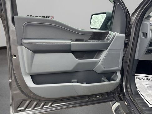 Used 2022 Ford F150 XLT w/ Equipment Group 302A High image 23