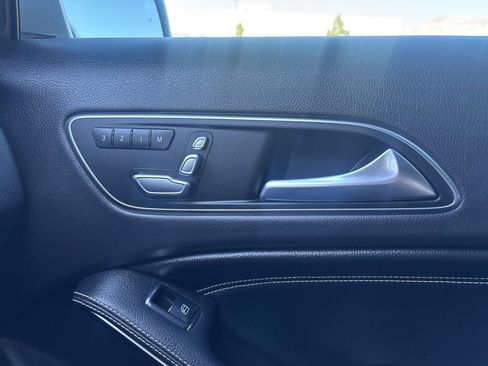 Used 2018 Mercedes-Benz GLA 250 4MATIC image 22