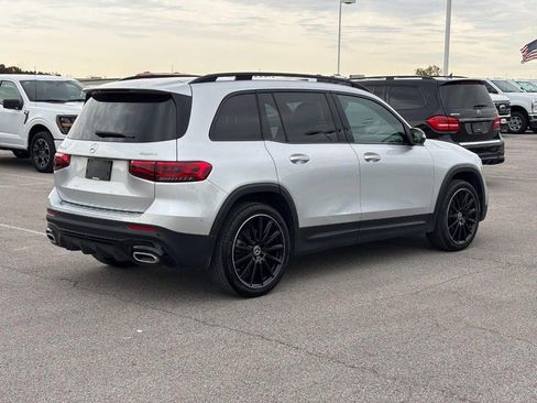 Used 2020 Mercedes-Benz GLB 250 4MATIC image 3