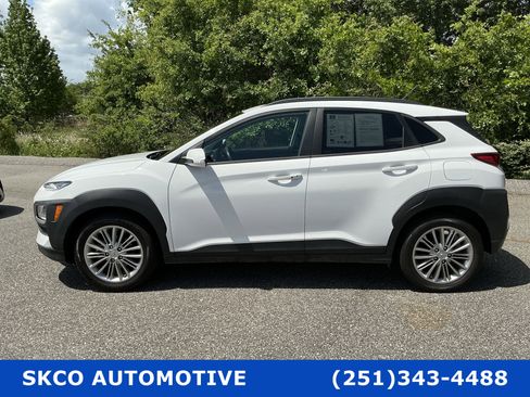 Used 2021 Hyundai Kona SEL image 2