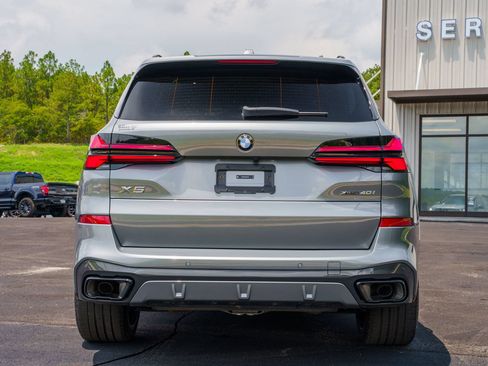 Used 2025 BMW X5 xDrive40i w/ M Sport Package AWD/4WD image 7