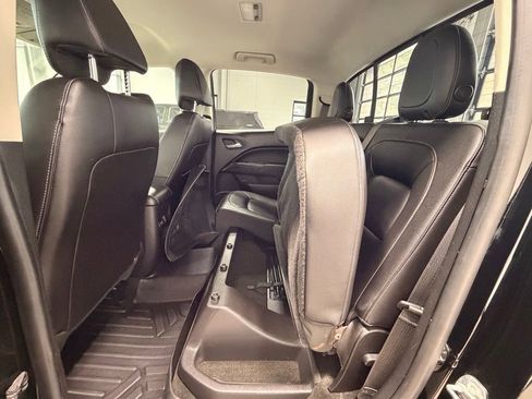 Used 2018 GMC Canyon SLT w/ Driver Alert Package image 21