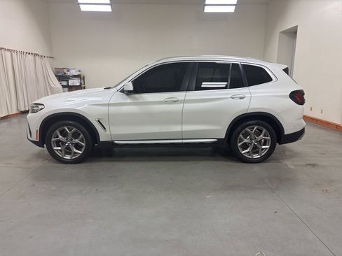 Used 2023 BMW X3 xDrive30i image 5