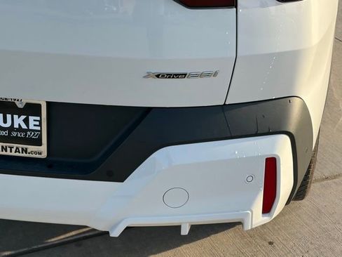 Used 2025 BMW X2 xDrive28i w/ Convenience Package image 10