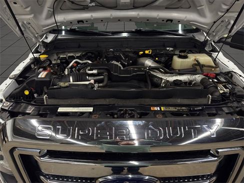 Used 2016 Ford F350 Lariat w/ Chrome Package image 21