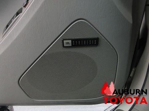 Used 2008 Toyota 4Runner Limited image 14