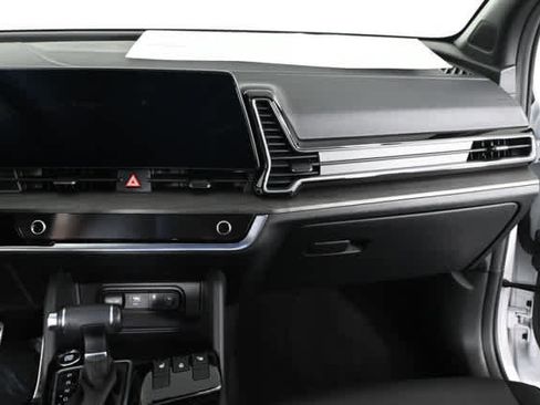 Used 2025 Kia Sportage X-Pro image 17