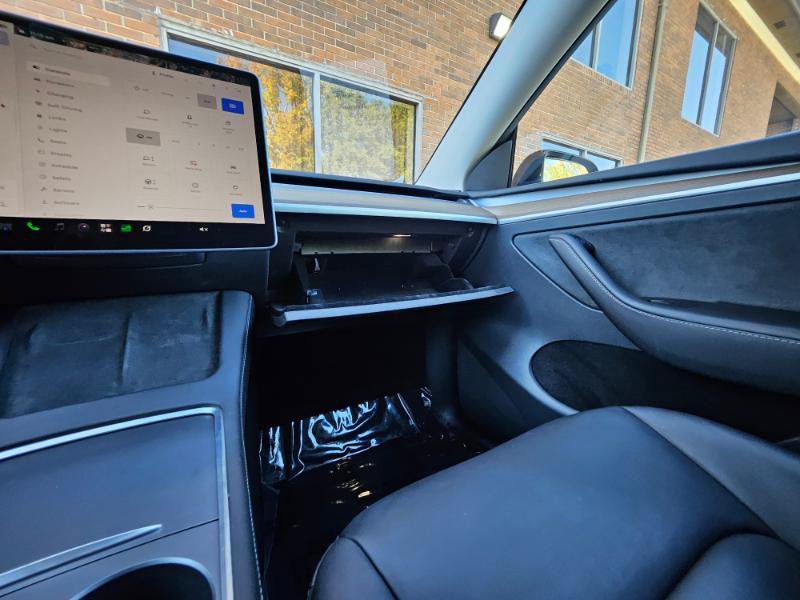 Used 2023 Tesla Model Y Long Range AWD/4WD image 57