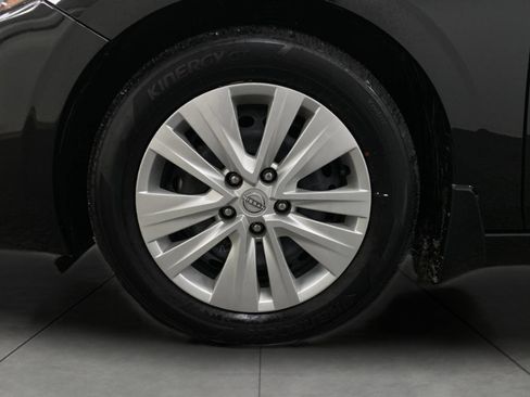 Used 2024 Nissan Sentra S image 12