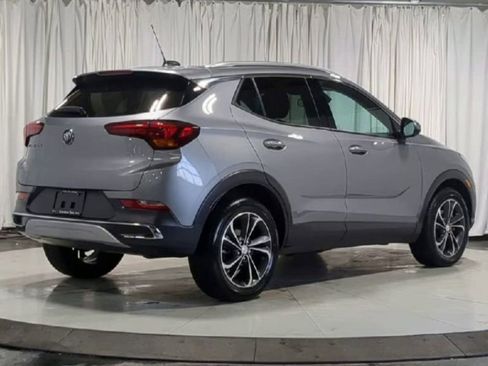 Used 2023 Buick Encore GX Essence image 8