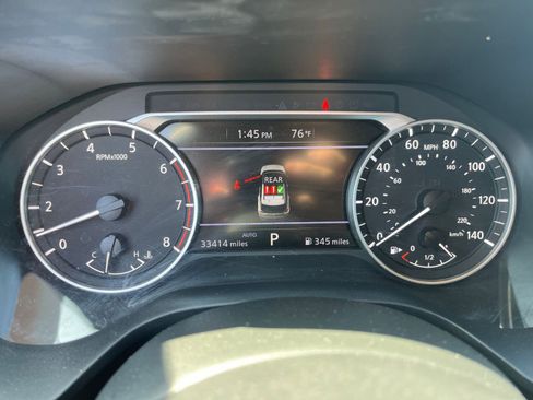 Used 2023 Nissan Rogue S image 40