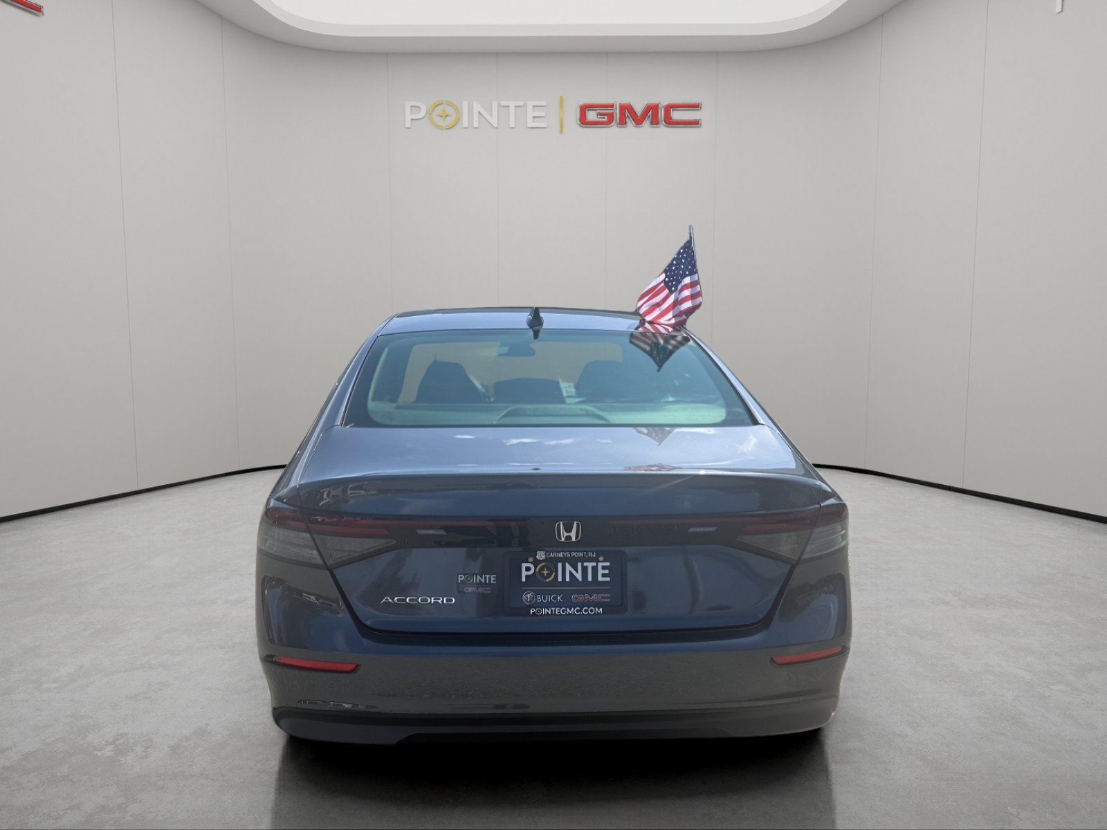 Used 2024 Honda Accord EX image 4