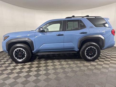 Used 2025 Toyota 4Runner TRD Off-Road Premium image 7
