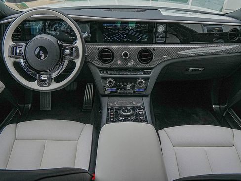 New 2025 Rolls-Royce Ghost Black Badge image 37