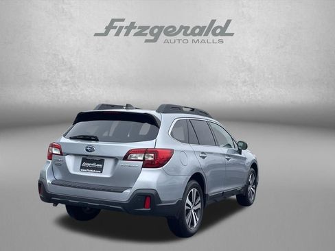 Used 2019 Subaru Outback 2.5i Limited w/ Popular Package #2 image 7