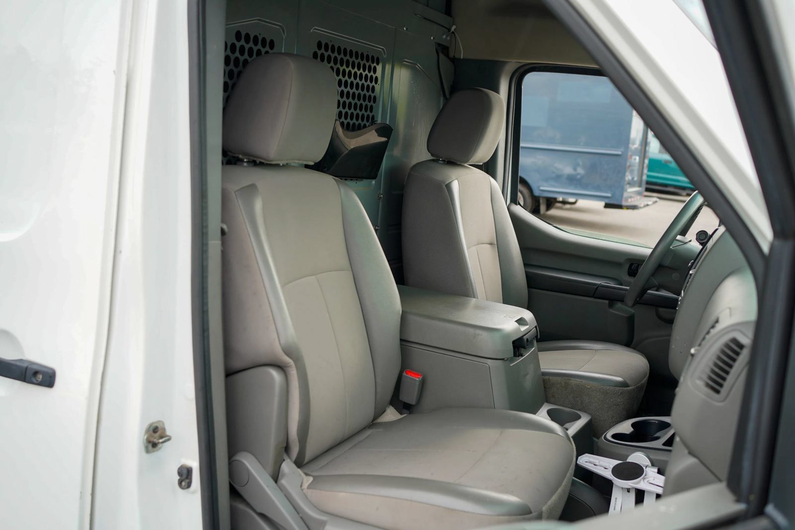 Used 2021 Nissan NV 2500 SV w/ Navigation Package RWD image 16