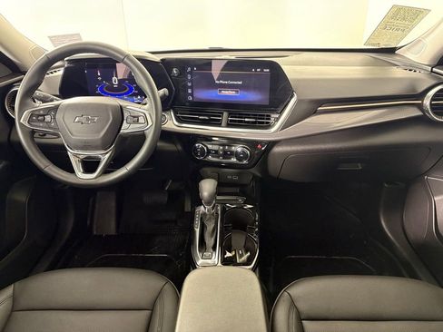 Used 2026 Chevrolet Trax ACTIV w/ Sunroof Package image 39