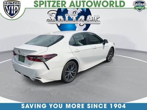 Used 2023 Toyota Camry SE w/ Cold Weather Package FWD image 10
