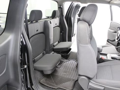 Used 2023 Nissan Frontier SV w/ Technology Package RWD image 20