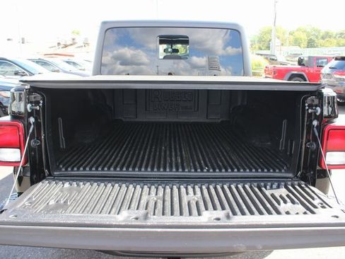 Used 2020 Jeep Gladiator Rubicon image 21