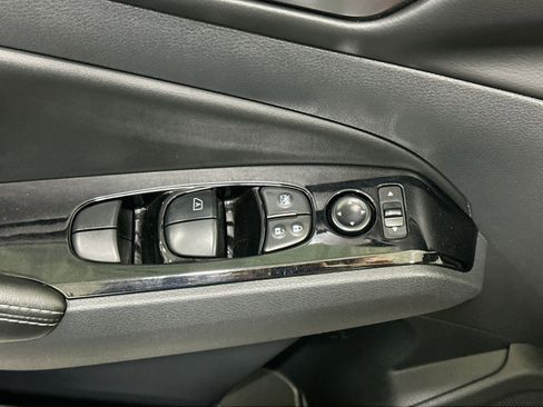 Used 2023 Nissan Altima 2.5 SV image 16