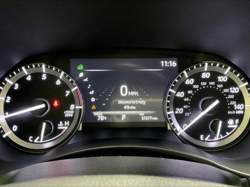 Used 2022 Toyota Highlander XLE AWD/4WD image 20