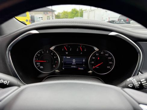 Used 2020 Chevrolet Blazer LT FWD image 13