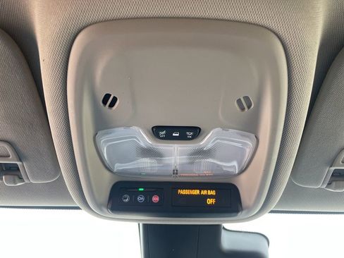 Used 2025 Buick Encore GX Sport Touring w/ Comfort Package FWD image 18