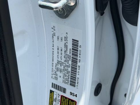 Used 2025 Toyota Tacoma SR5 RWD image 19