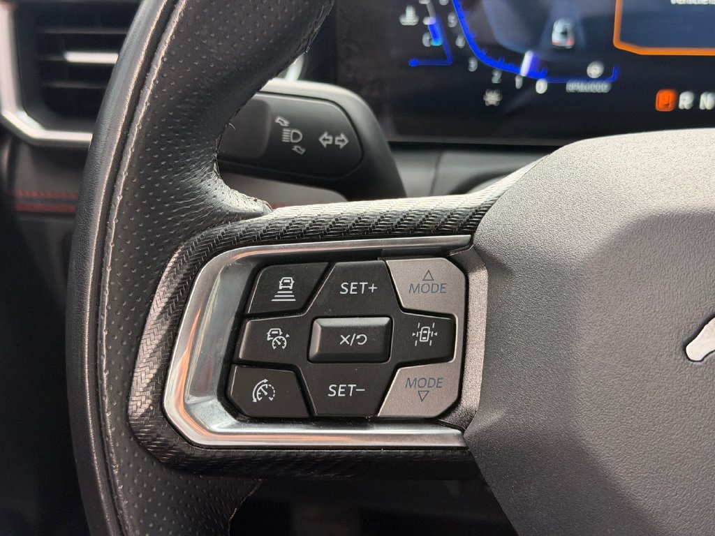 Used 2025 Ford Mustang Premium RWD image 23