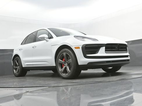 New 2026 Porsche Macan S image 36