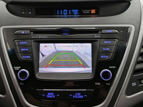 Used 2016 Hyundai Elantra Value Edition FWD image 8