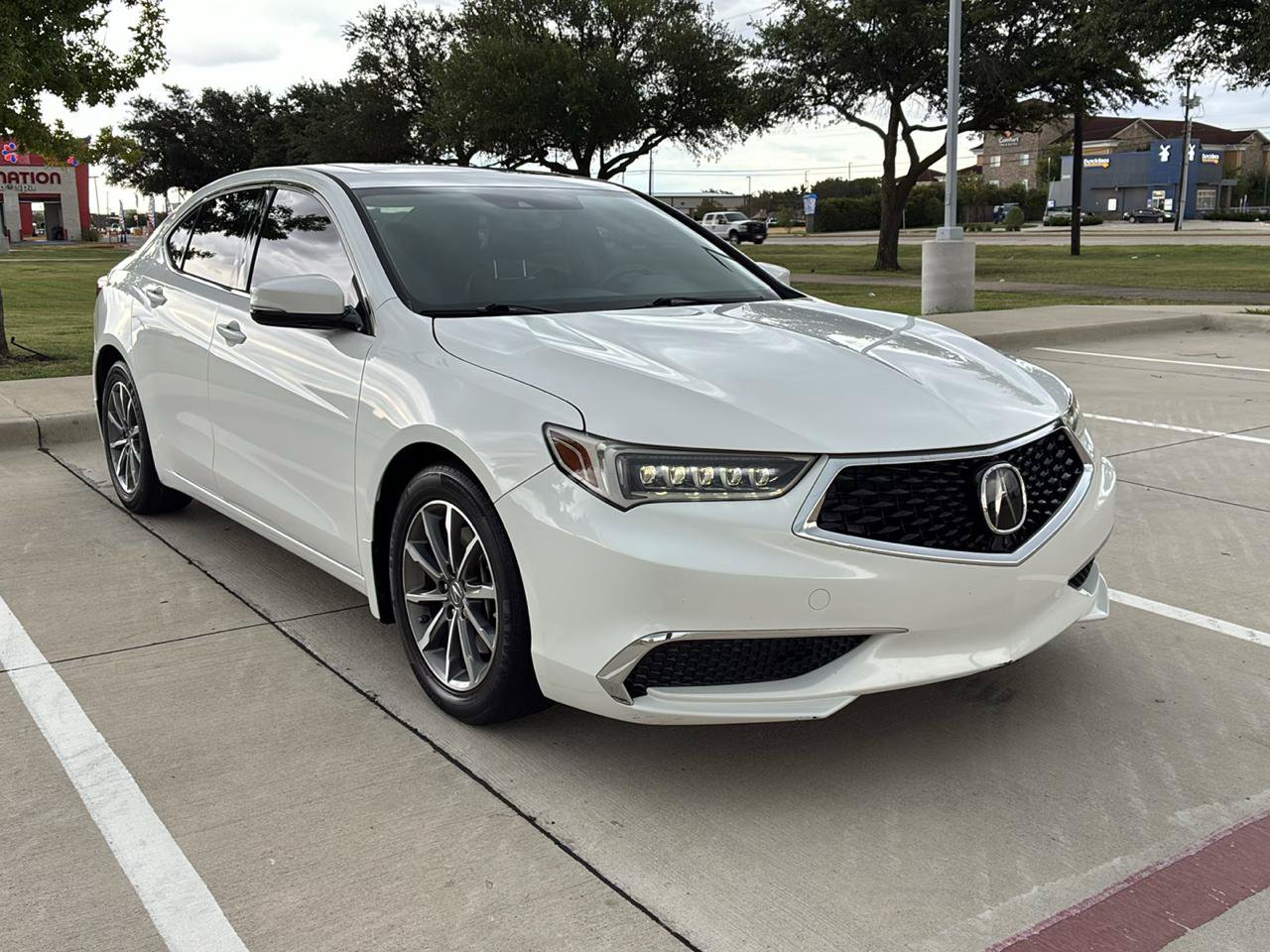 Used 2020 Acura TLX FWD image 3