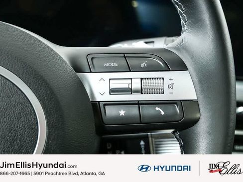 New 2025 Hyundai Sonata Limited FWD image 17