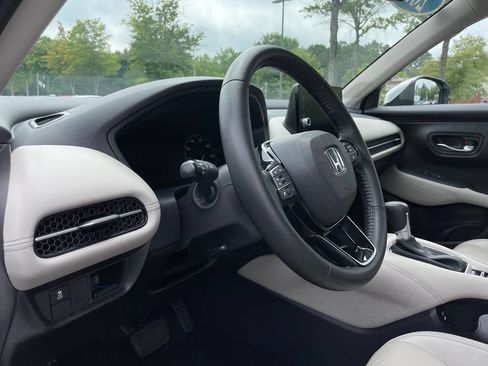 Used 2025 Honda HR-V EX-L image 27