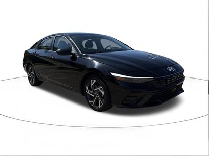 Used 2025 Hyundai Elantra SEL
