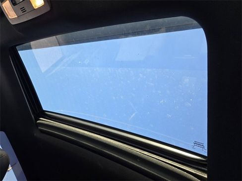 Used 2016 Toyota Tacoma TRD Off-Road image 7