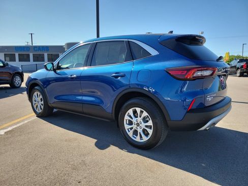 Used 2023 Ford Escape Active w/ Tech Pack #2 AWD/4WD image 3