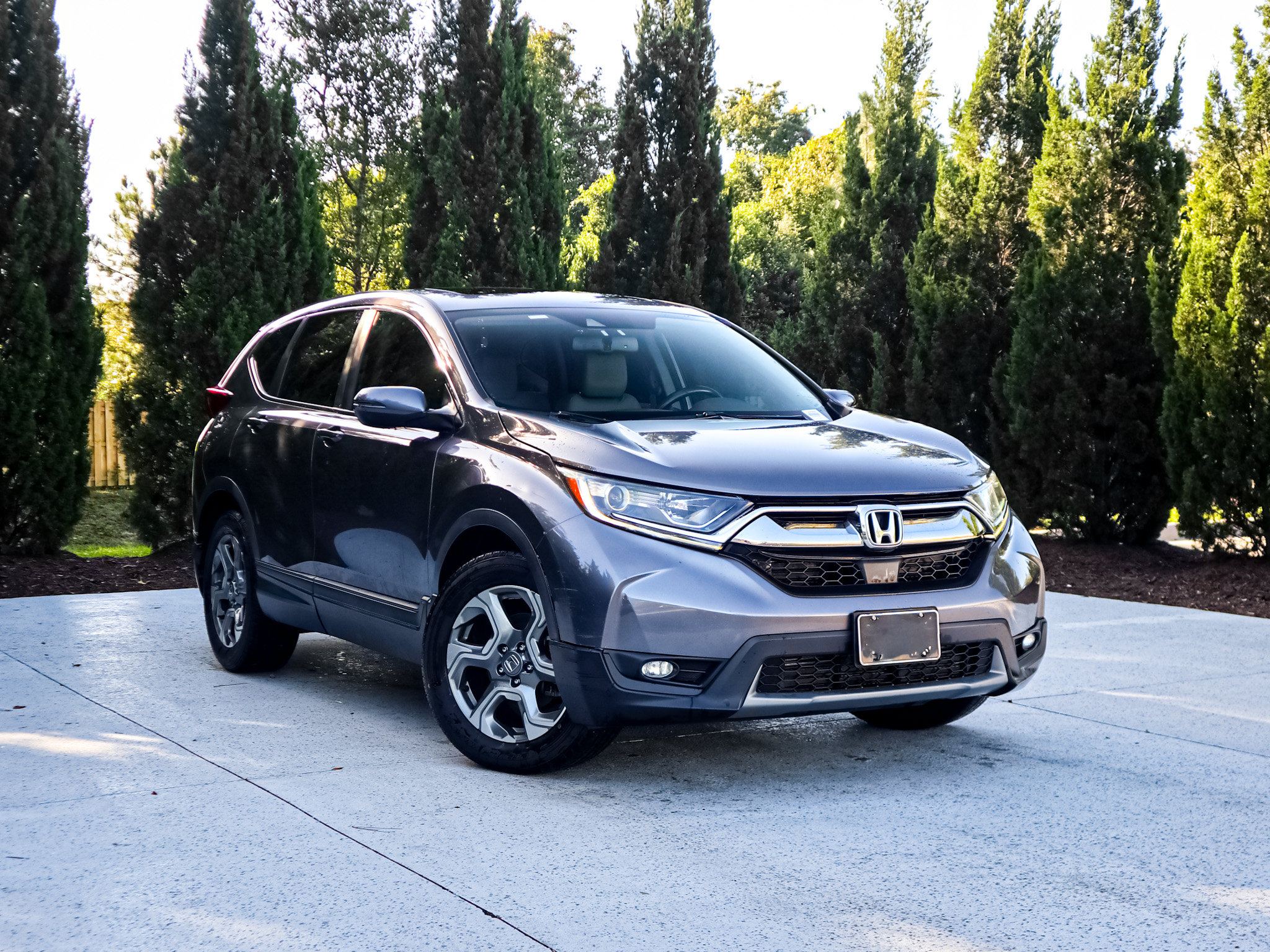Used 2018 Honda CR-V EX-L image 2